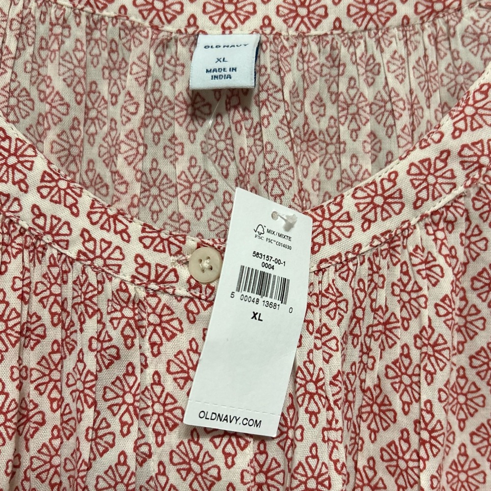 Old Navy Women's Blouse XL Red White NEW Short Sleeve Button Up Geometric Boho - Picture 6 of 9